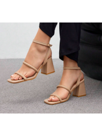 Sandale la modă cu toc mediu 