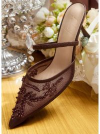 SANDALE cu vârful ascuțit,