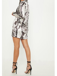 ROCHIE CU IMPRIMEU ȘARPE 