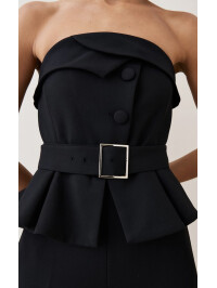 SALOPETA CU NASTURI NEGRI ȘI UMERI GOI