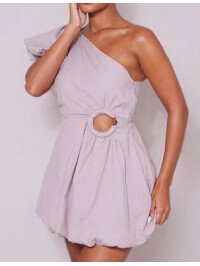 ROCHIE CU DETALIU INEL