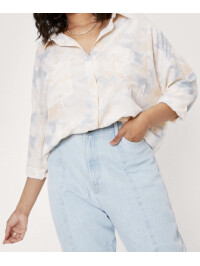 Cămașă supradimensionată din satin Nasty Gal