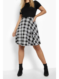 ROCHIE PLUS IN CAROURI 