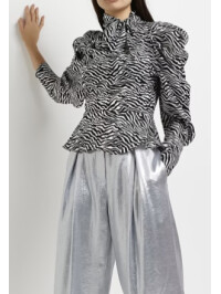 BLUZA CU MANECI BUFANTE 