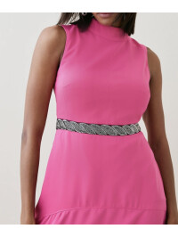 ROCHIE CU DETALIU IN TALIE