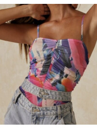 BODY CU IMPRIMEU ABSTRACT