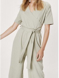 Salopeta lejera  Nasty Gal 