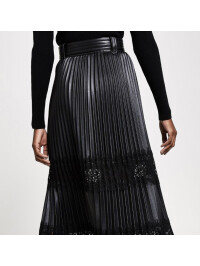 FUSTA PLISATA CU DANTELA