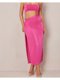 FUSTĂ CU DETALIU NOD