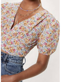 TOP CU IMPRIMEU FLORAL 