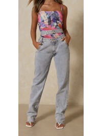 BODY CU IMPRIMEU ABSTRACT