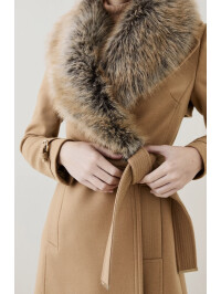 PALTON CU GULER DIN BLANA ARTIFICIALA