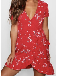 ROCHIE ROȘIE CU FLORI ALBE 