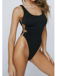 COSTUM DE BAIE CU INELE 