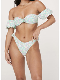 Set cu mâneci bufante cu flori