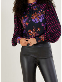 Bluza Kiera cu imprimeu floral,din viscoza sustenabila