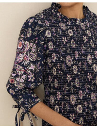Bluză cu imprimeu floral și fronseuri 