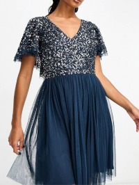 ROCHIE MINI CU PAIETE ȘI MÂNECI TIP FLUTURE-XS