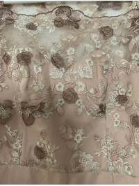 ROCHIE CU MÂNECI BUFANTE BRODATE