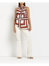 MAIOU CU LANȚ LA UMĂR