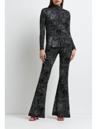 BLUZA CU IMPRIMEU ALB