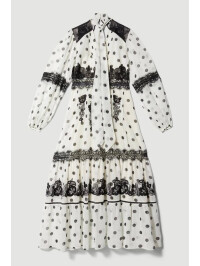 ROCHIE DIN DANTELA SI BRODERIE