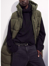 VESTA PUFOASA CU GLUGA