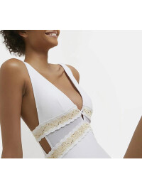 COSTUM DE BAIE INTREG ALB