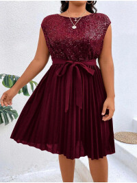 ROCHIE CU DETALII PAIETE