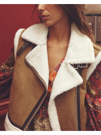 VESTA SCURTA TIP COJOC