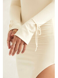 ROCHIE CU SPATELE DECUPAT